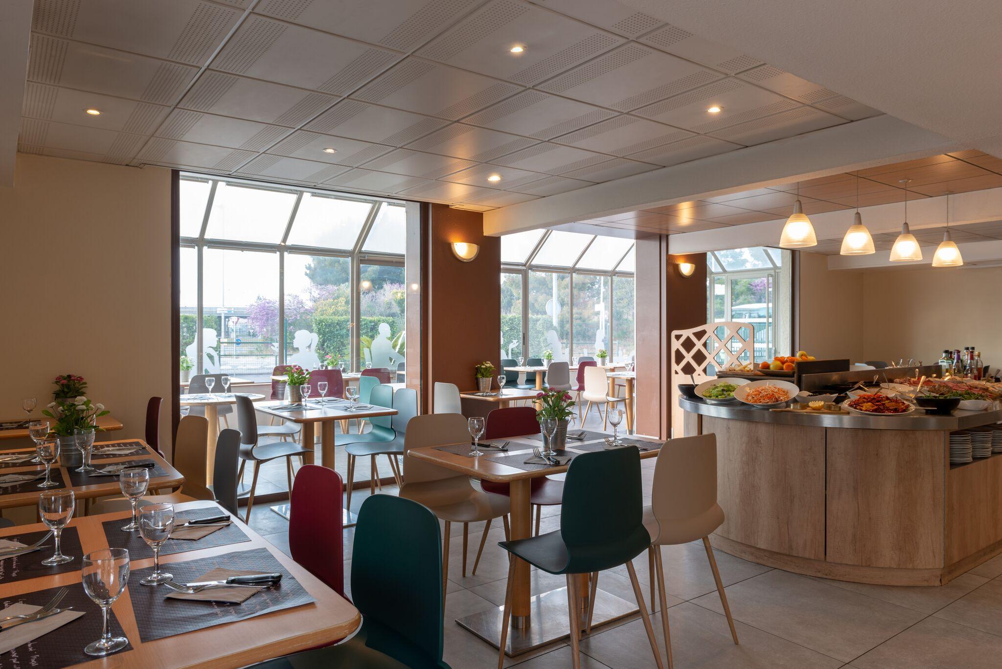 The Originals City Hotel Marseille Aeroport Vitrolles  Ngoại thất bức ảnh
